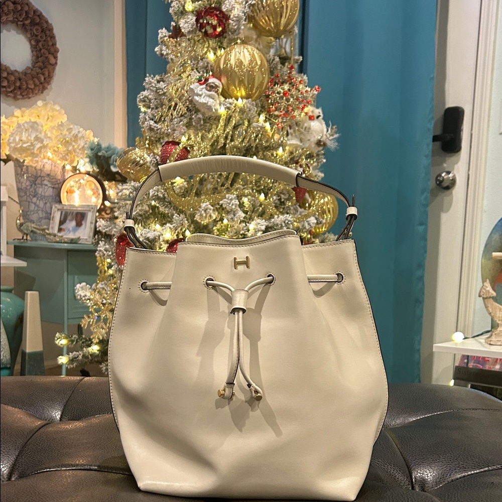 Halston Elegant Cream Bucket Bag NWOT